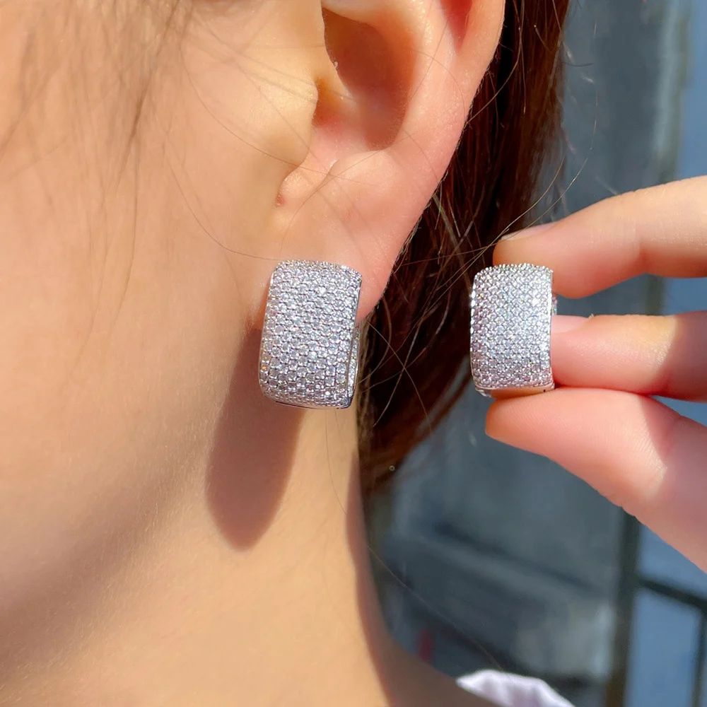 Blue Zircon Geometry-Style Stud Earrings – Exclusive Edition